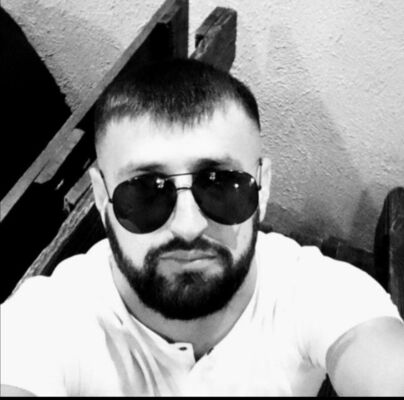  ,   Oleg, 38 ,   ,   , c , 