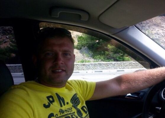  ,   Max, 42 ,   