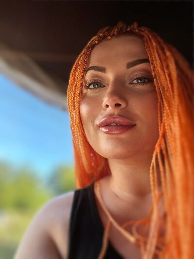  ,   Tatiana, 44 ,  