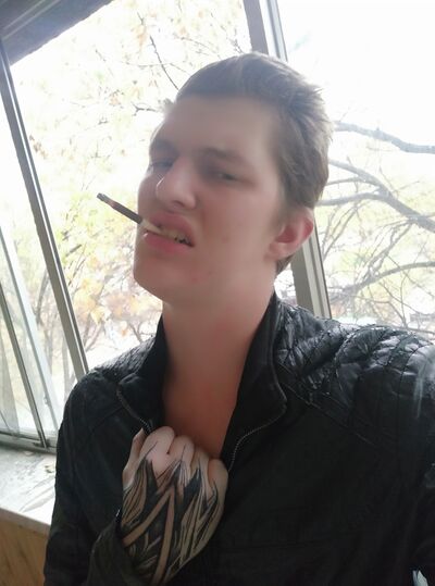  ,   Vladislav, 26 ,   ,   