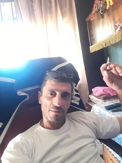  ,   Koka, 39 ,   ,   