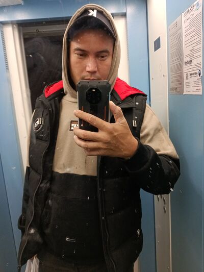  ,   Artem, 36 ,   ,   