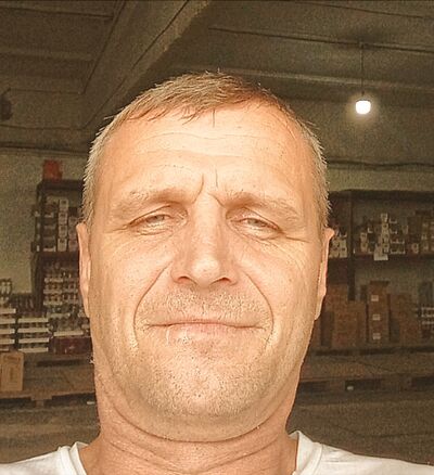  ,   Sanni, 46 ,   ,   