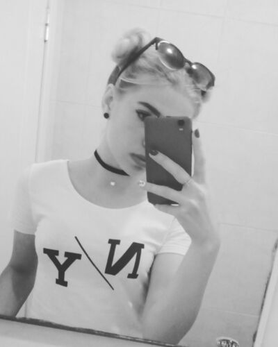  ,   Yanina, 27 ,   , 