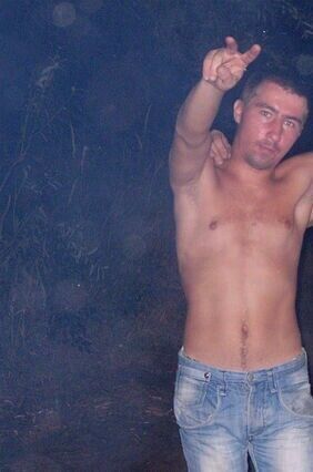  ,   Alex, 40 ,   