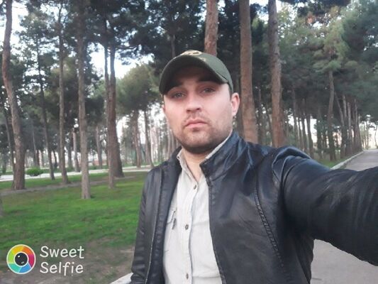  ,   Bahrom, 32 ,   ,   , c 
