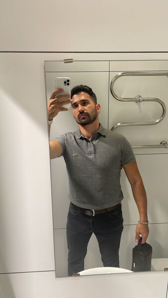  ,   Emre, 31 ,   ,   , c , 