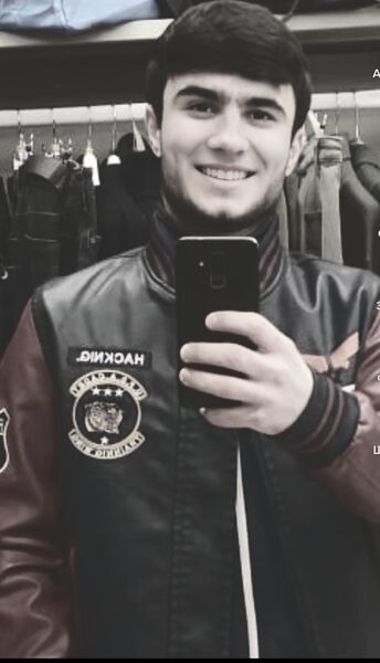  -,   Maks, 21 ,   ,   , c , 