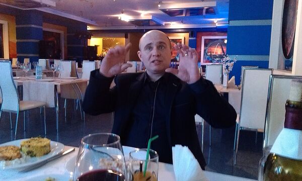  ,   Kostyan, 45 ,   ,   , c 