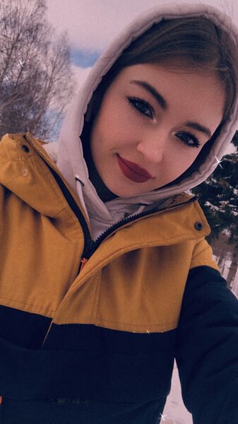  ,   Elena, 22 ,   ,   , c 