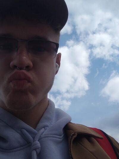  ,   Pavel, 25 ,   ,   