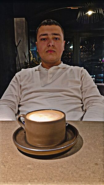  ,   Arman, 18 ,   ,   