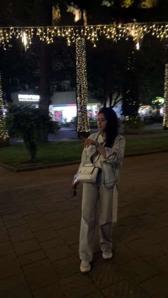  ,   Marina, 37 ,   c 