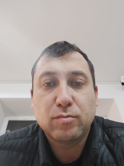 ,   Alex, 48 ,   ,   