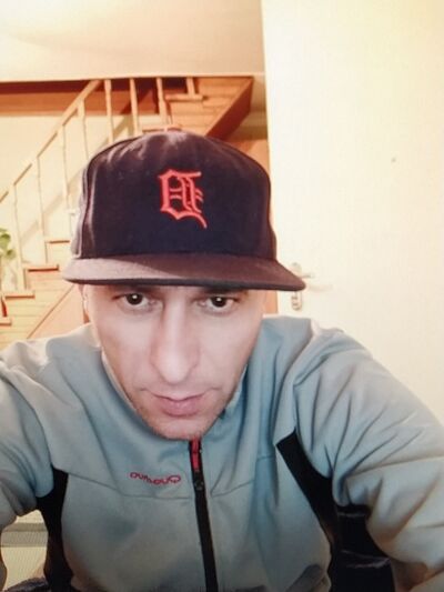  ,   Gio, 47 ,   ,   , c 