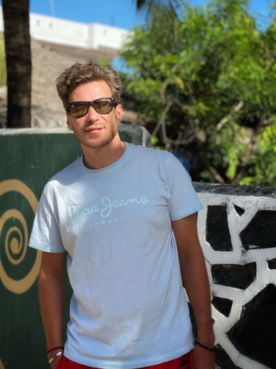  ,   Anton, 31 ,   ,   , c , 