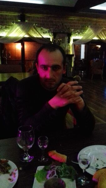  ,   Leo, 33 ,   ,   , c , 