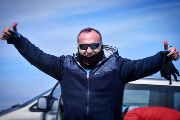  ,   Emrah, 46 ,   ,   , c 