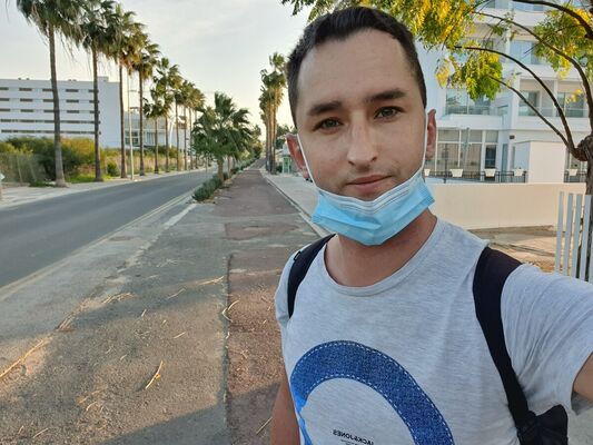  Athienou,   Arturas, 35 ,     , c 
