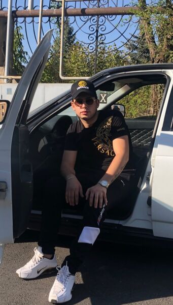  ,   Narek, 23 ,   ,   