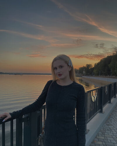  ,   Kristina, 21 ,     , c , 