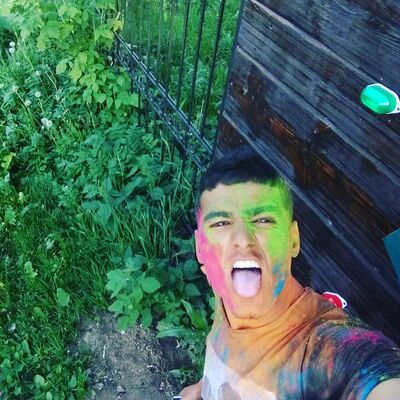  ,   Sevdiyor, 33 ,   ,   