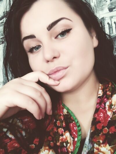  ,   Mila, 36 ,   