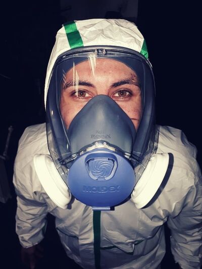  ,   Azat, 42 ,   ,   , c 