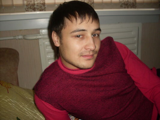  ,   Maksim, 37 ,   