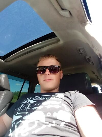  ,   Volodya, 27 ,   ,   