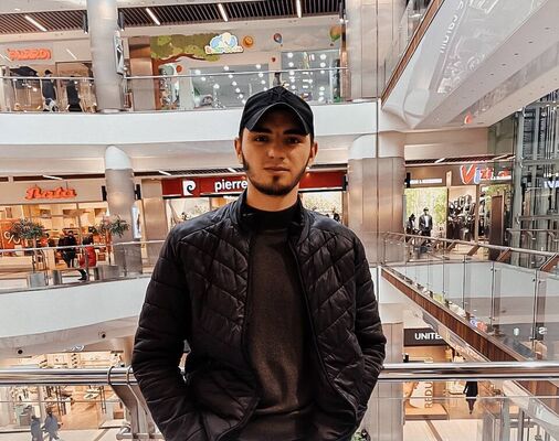  ,   Victor, 31 ,   
