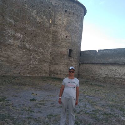  ,   Andrei, 44 ,  