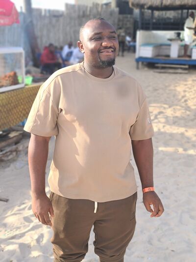  ,   Lawal, 28 ,   ,   