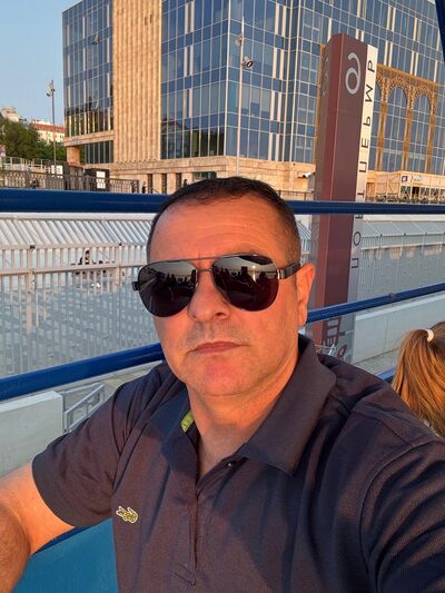  ,   Kamil, 43 ,   ,   