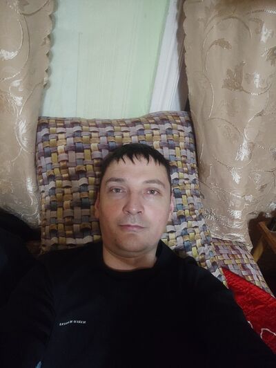  ,   Denis, 40 ,   ,   , c , 