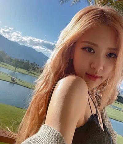  ,   Rose, 25 ,   ,   