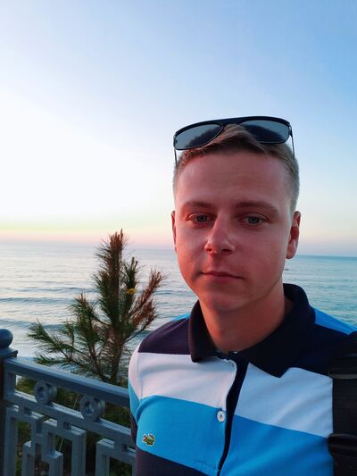  ,   Andrey, 27 ,  