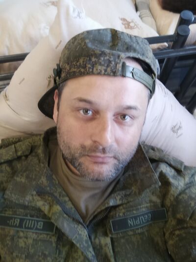  ,   Denis, 40 ,   ,   