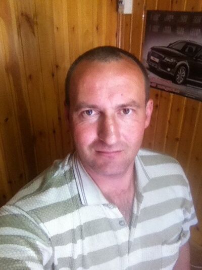  ,   Sasha, 48 ,   