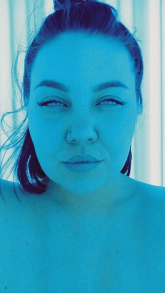  ,   Kristina, 33 ,  