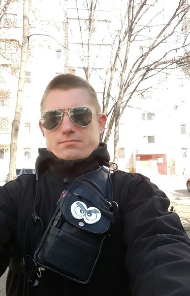  ,   Alex, 41 ,     , c 