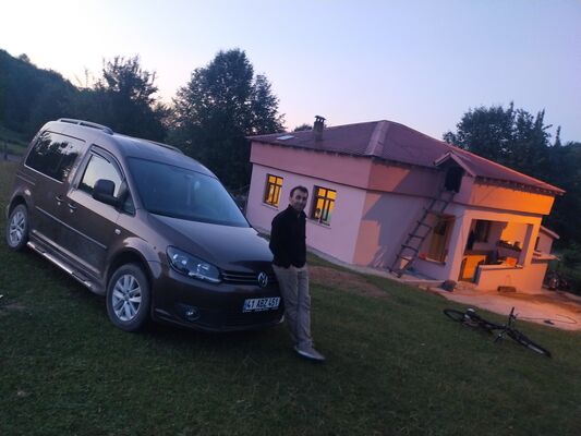  ,   Hakan, 41 ,   ,   