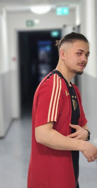  Eichgraben,   Oussema, 24 ,   ,   