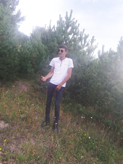  ,   Artur, 31 ,   ,   