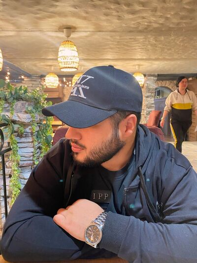  ,   Sarkis, 31 ,   ,   