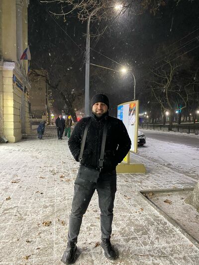  ,   Ruslan, 38 ,   ,   