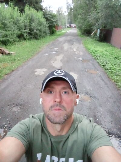  ,   Dima, 49 ,  