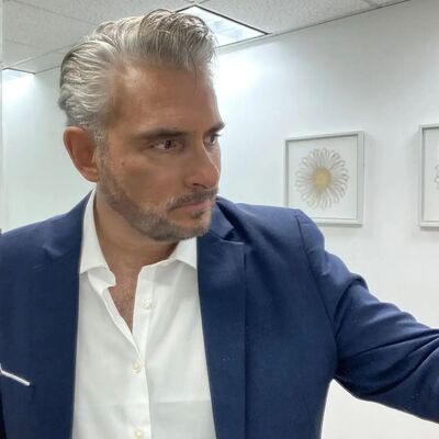  Incesu,   Walter, 46 ,   ,   , c 