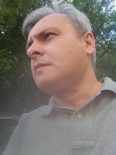  Detroit,   Vik, 48 ,   ,   