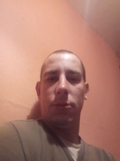  ,   Edgar, 32 ,     , c , 